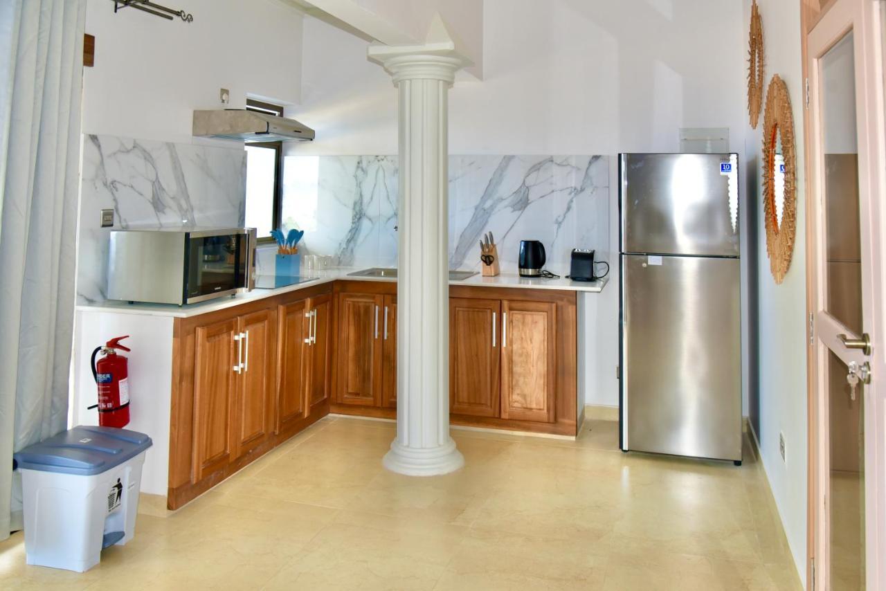 Sea Splash Self Catering And La Petite Maison Grand Anse  Exterior photo